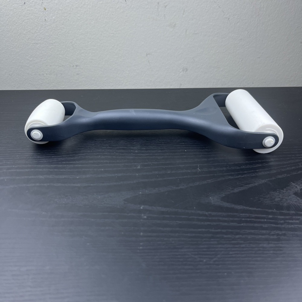 Pampered Chef Baker's Roller #1485 Double-End Dough Roller Baking Tool - Picture 4 of 8